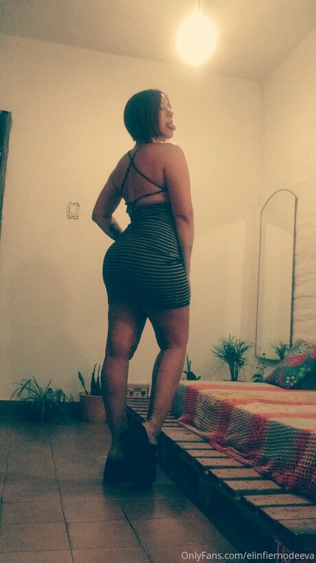 Elinfiernodeeva pretty star pics