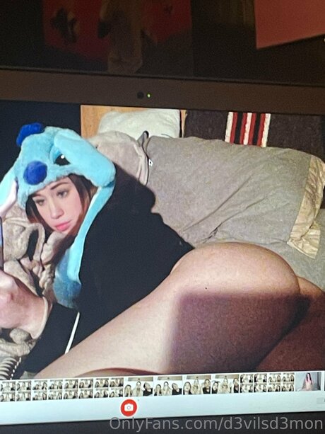 Littlewinniee xxx pornstar images