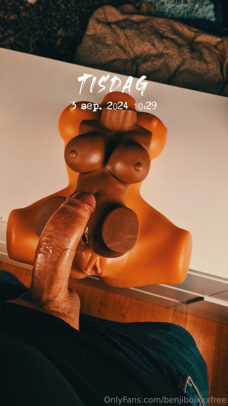 Benjiboixxxfree model free photo