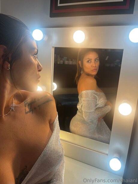 Shaianl hd star images