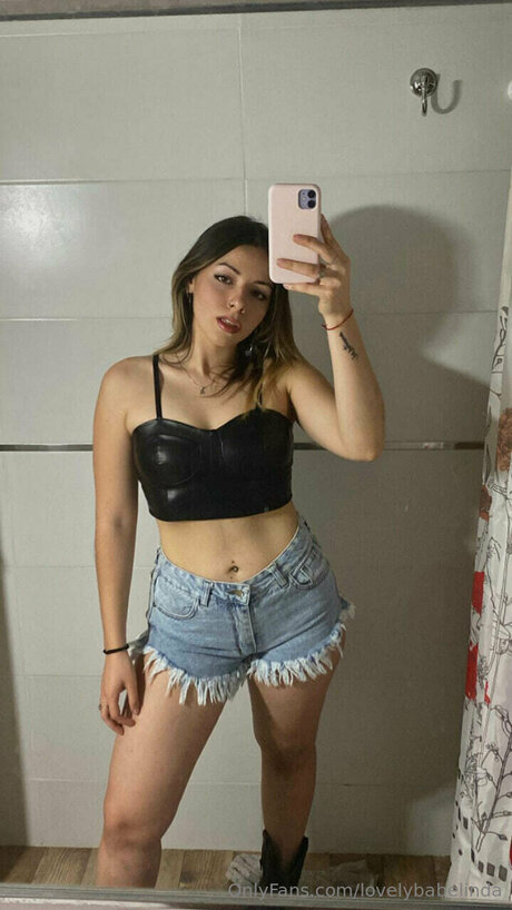 Lovelybabelinda model image