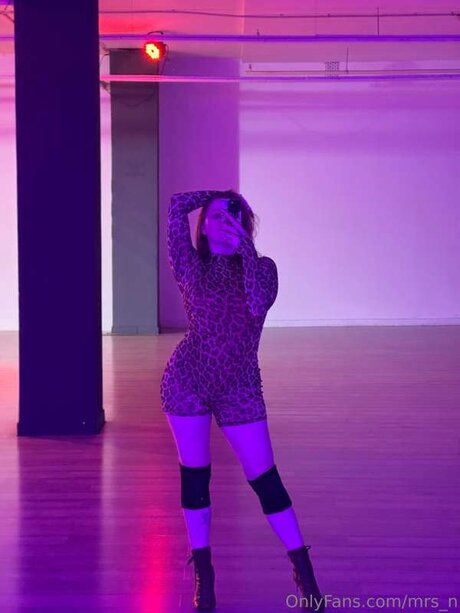 Mrs N free actress image