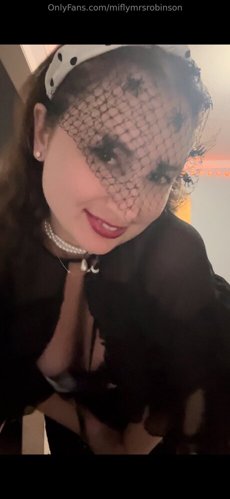 Miflymrsrobinson nudes pornstar images