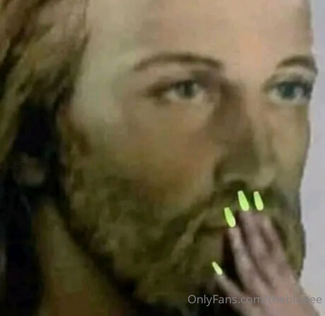 Chiquibluee nude pornstar picture