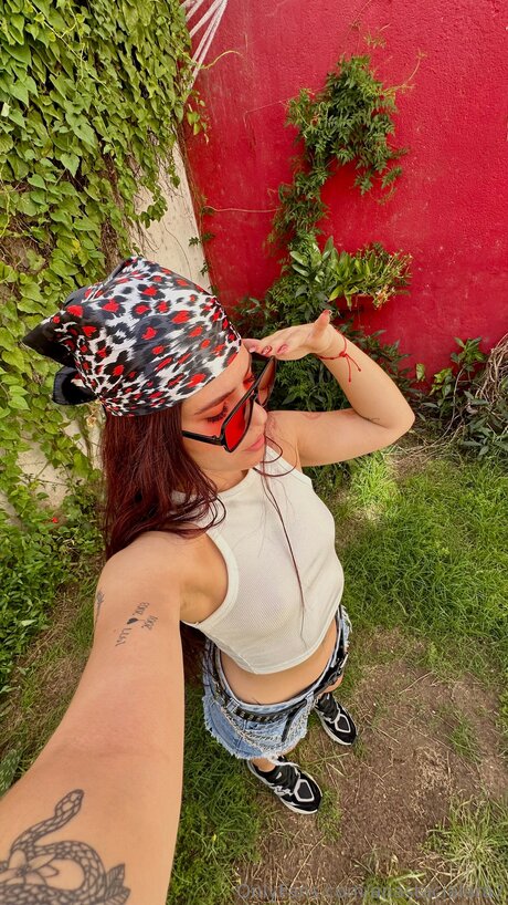 Anasgreenxxx pornographic model images