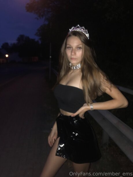 Ember Ems star hot img