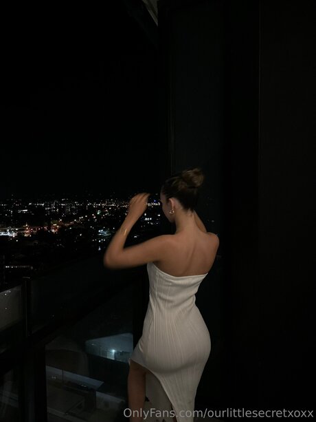 Ourlittlesecretxoxx naked pornstar images