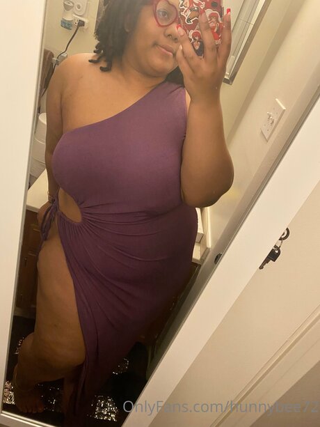 Hunnybee72 star sex archive