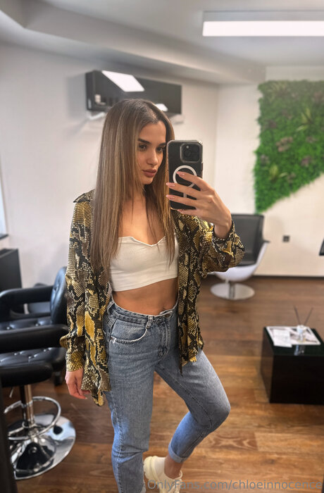 Chloeinnocence art actress image