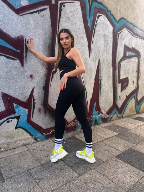 Chloeinnocence star naked photo