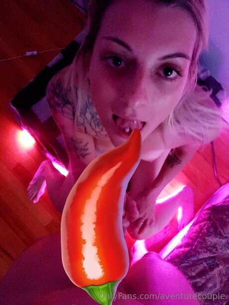 Aventurecouple model xxx archive