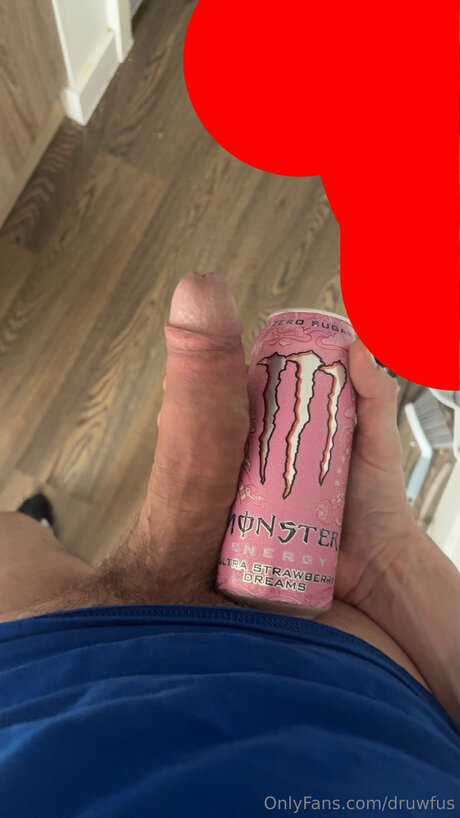 Druwfus pornographic model image