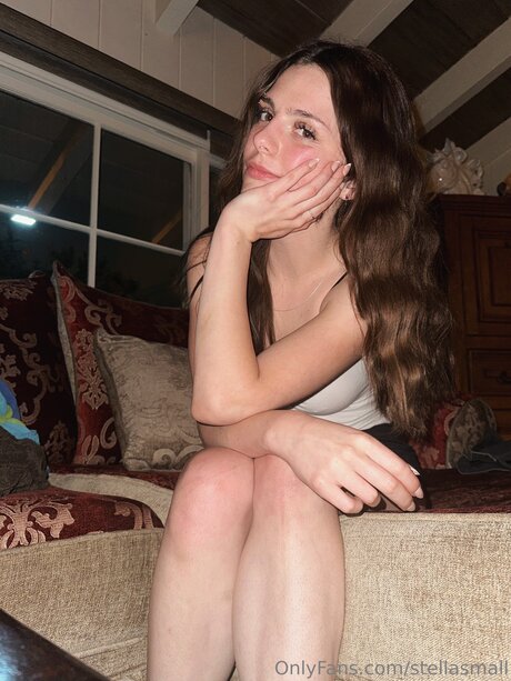 Ho11ywoodgirl pornstar pretty photos