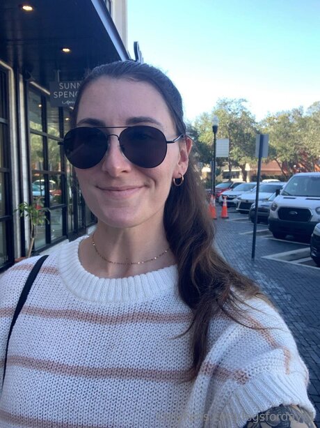 Legsfordays1 top star picture