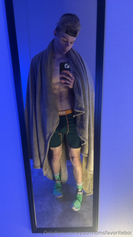 Yourmomsfavoriteboi perfect star archive