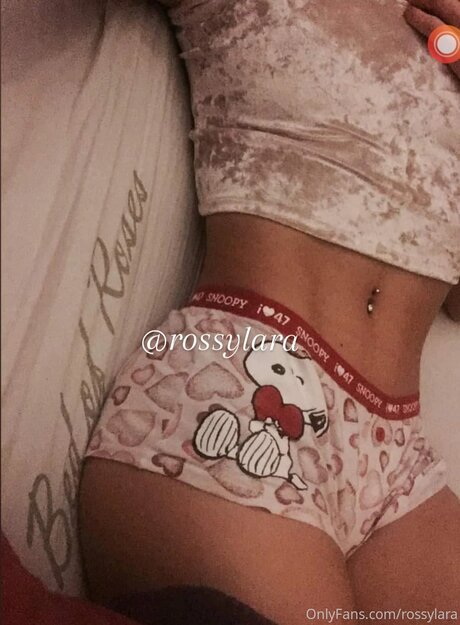 Rossylara beautiful star photo