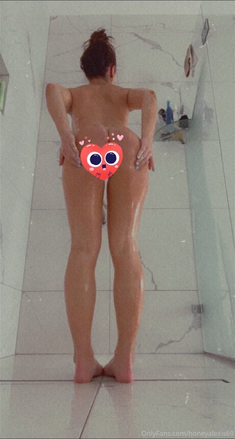 Honeyalexis69 nude model pics