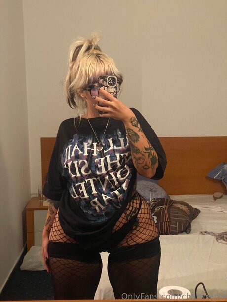 Chartreuxx adult star images