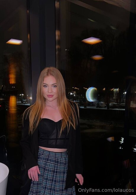 Lolaucos perfect model photos