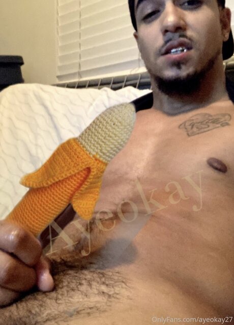 Ayeokay27 model porn photo