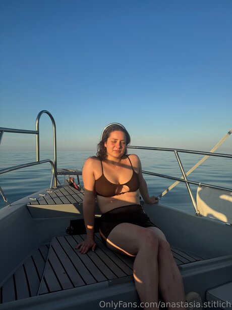 Anastasia Stitlich model free img