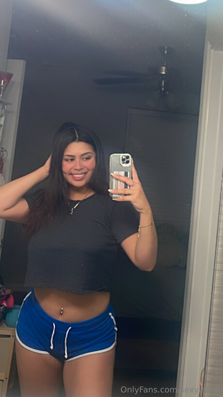 Queenles0 pornstar erotic photos