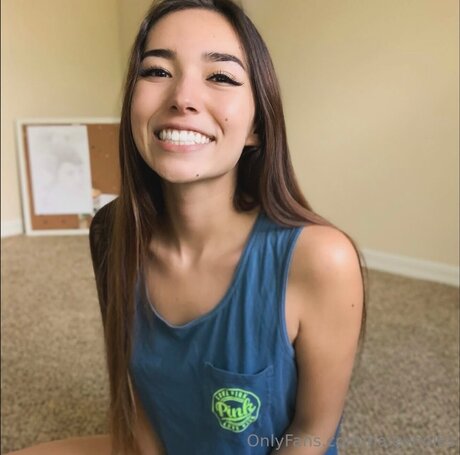 Haleyholes model nudes pic