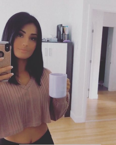 Cyndy valerie Gamache Gravel star art pic