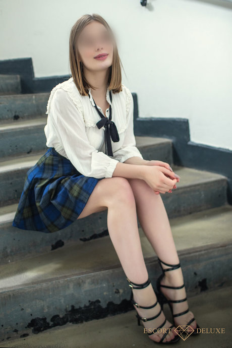 haze giirl model beautiful picture