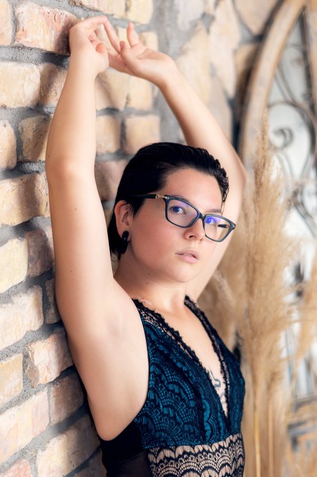 Lotti N adult star pic