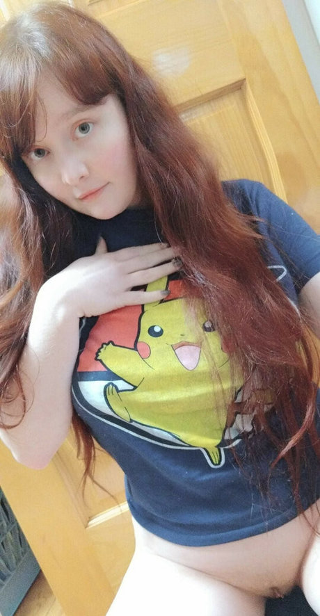 Foxy Cosplay pornographic actress pictures