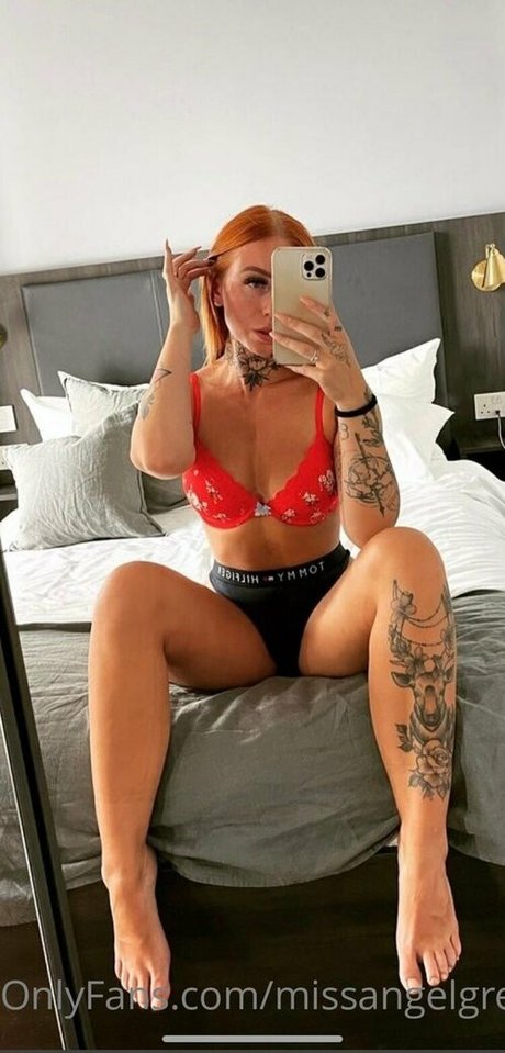 solo feet onlyfans beautiful archive