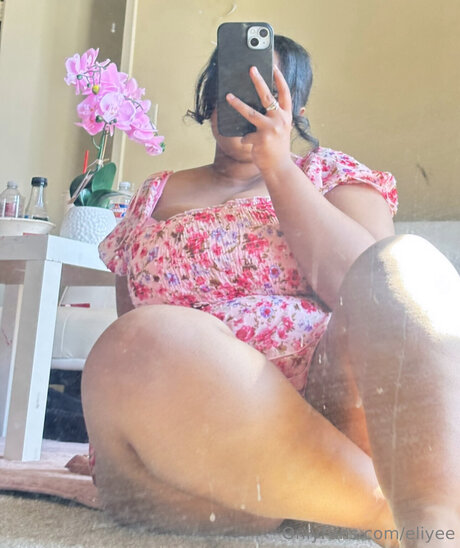 Eliyee pornstar free image