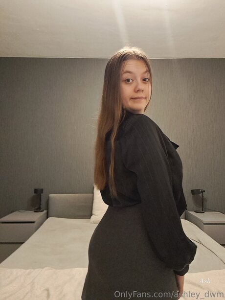 Ashley Dwm hd star pic