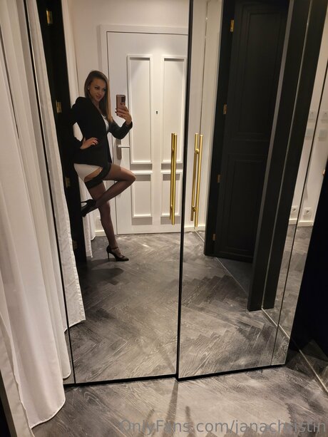 Savannahchristin perfect pornstar pictures