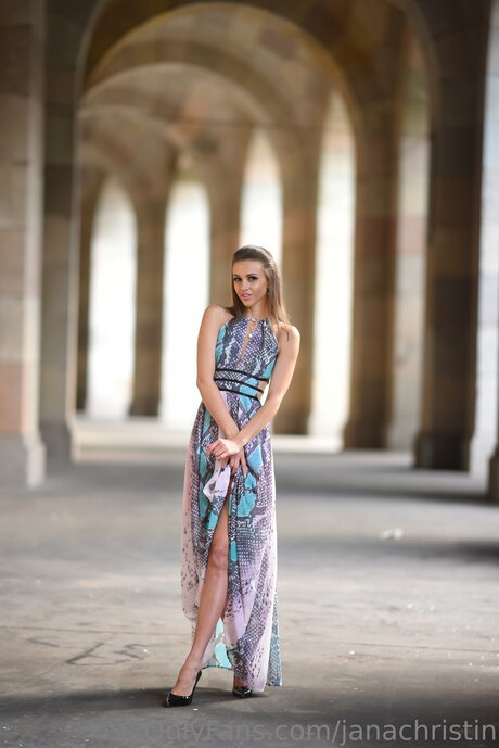 Savannahchristin top pornstar images