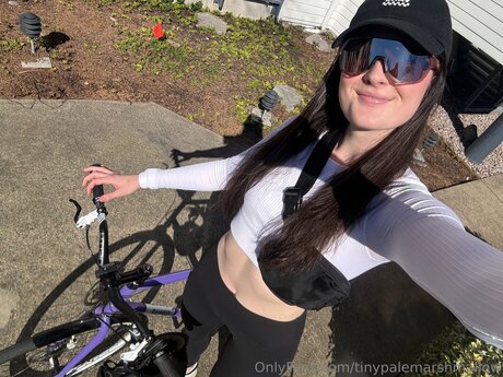 Tinypalemarshmallow pornstar nudes galleries