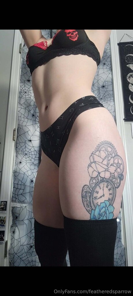 Featheredsparrow model pretty photos