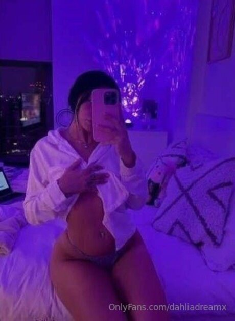 Dahliadreamx pornstar hot photos