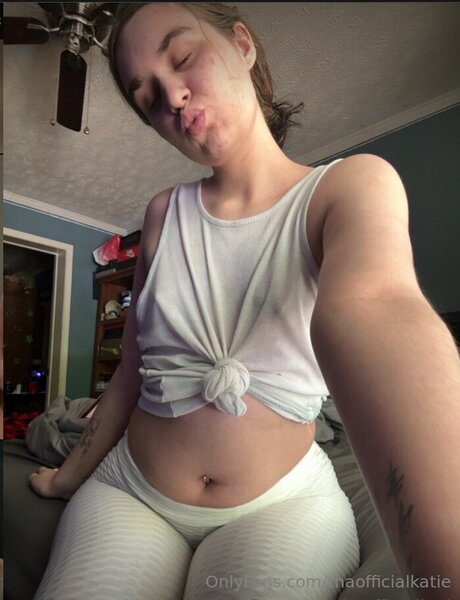 Thaofficialkatie free star galleries