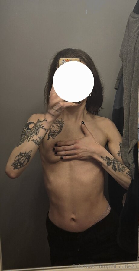 Mil Cutie23 hd pornstar pic