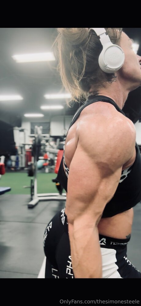 Thesimonesteele hd model photos