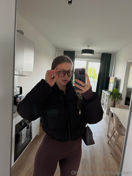 Infusemari hot pornstar image