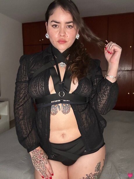 Littlehairylola model hd galleries