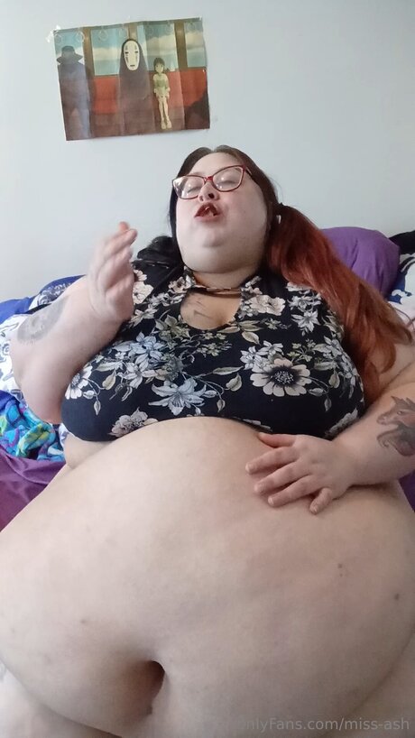 Miss Ash top star picture