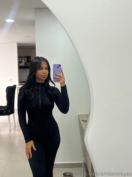 Ambarxreyes naked star image