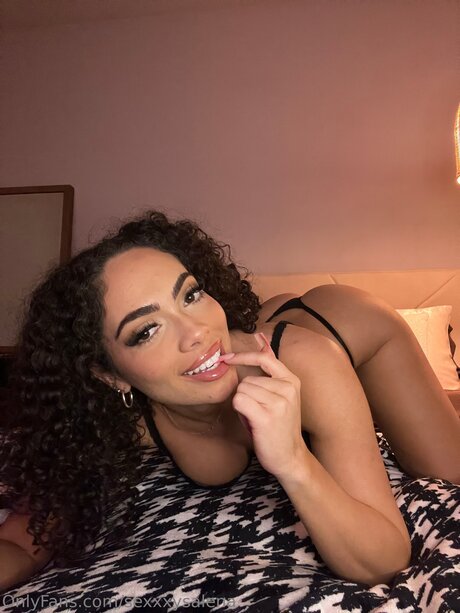 Sexxxyyselena best actress img