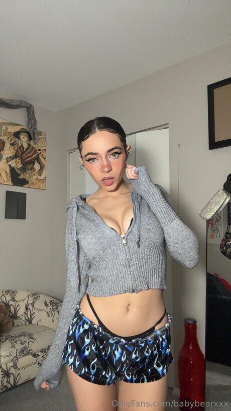 Babybearxxx xxx pornstar image