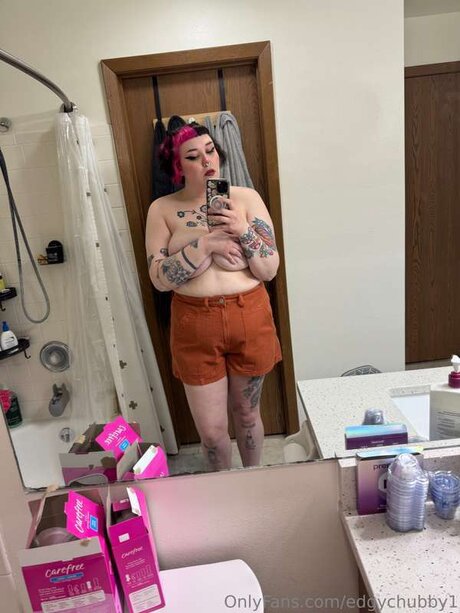 Edgychubby1 model xxx image