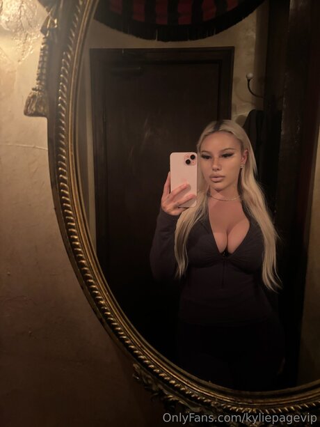 Kyliepagevip sex actress pics